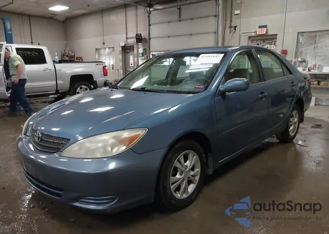 2004 Toyota Camry Le V6 from USA, damaged, VIN 4T1BF32K14U576245
